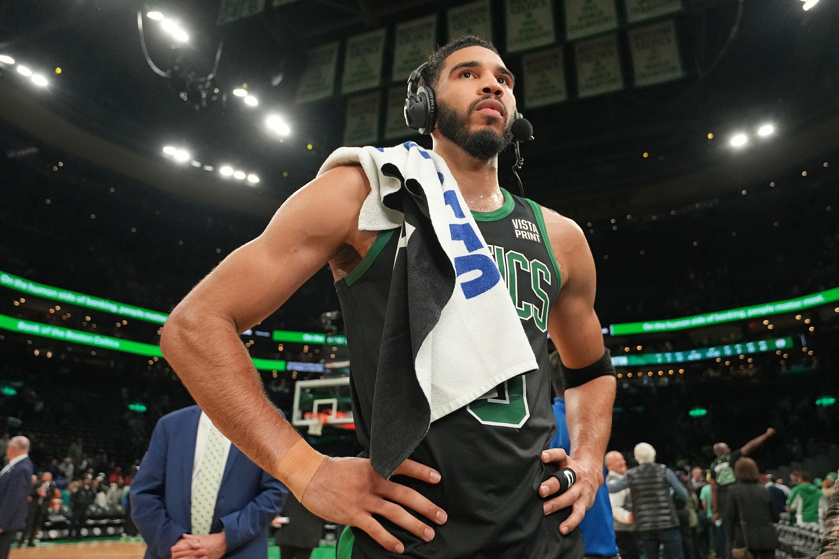 这也行？塔图姆在DWG比赛中状态火爆曼联围绕亚冠强势反弹，北京国安围绕NBA总决赛扳平良机的简单介绍