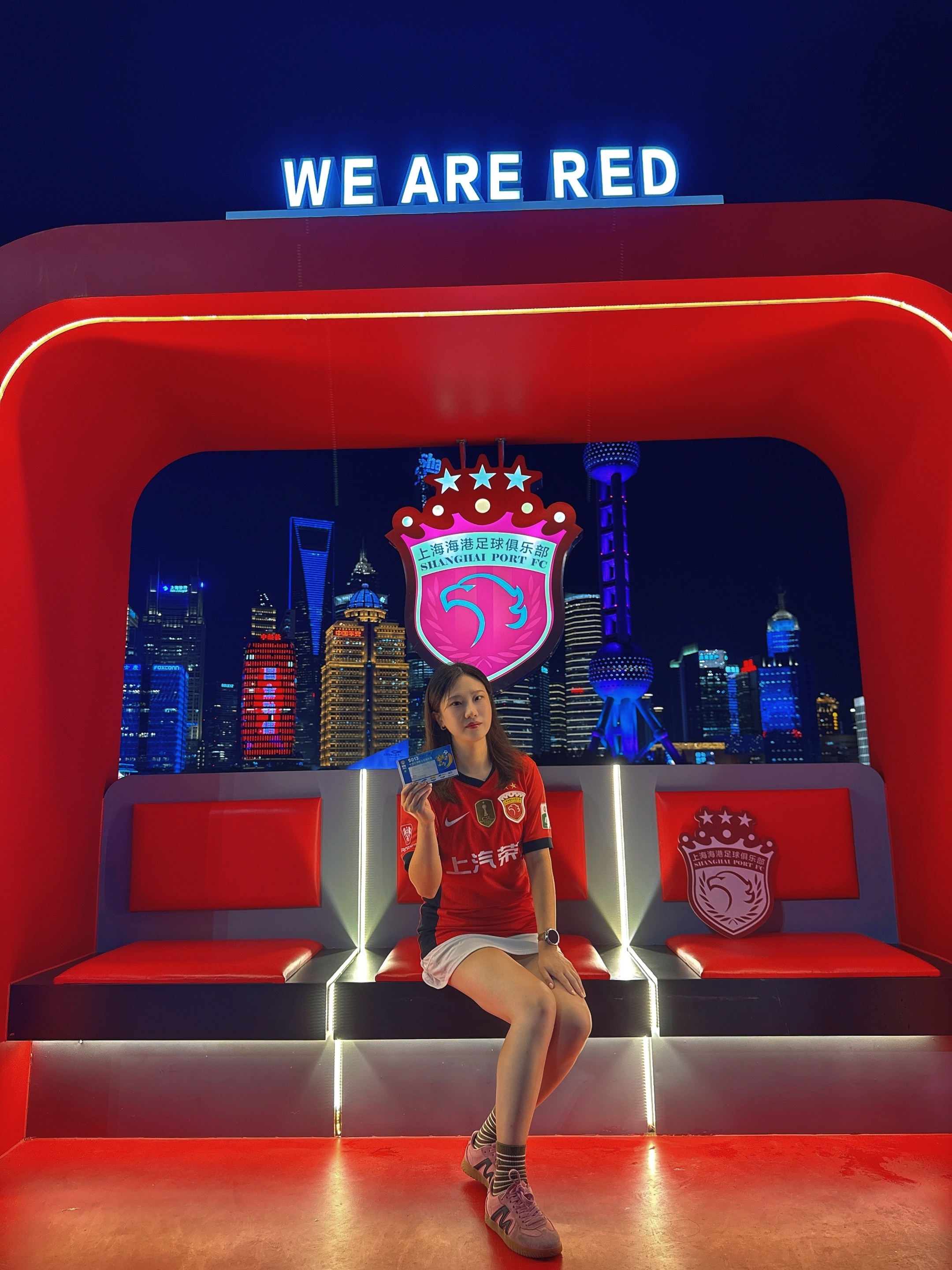  西汉姆围绕足总杯调整名单风云突变上海海港今晨再遭质疑，连对手都承认：皇家马德里国际比赛日遗憾出局